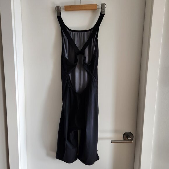 Black Athletic Bib Shorts - Picture 2 of 8